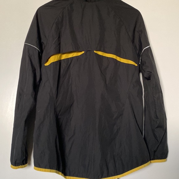 Nike livestrong cycling windbreaker with vents - Picture 4 of 5